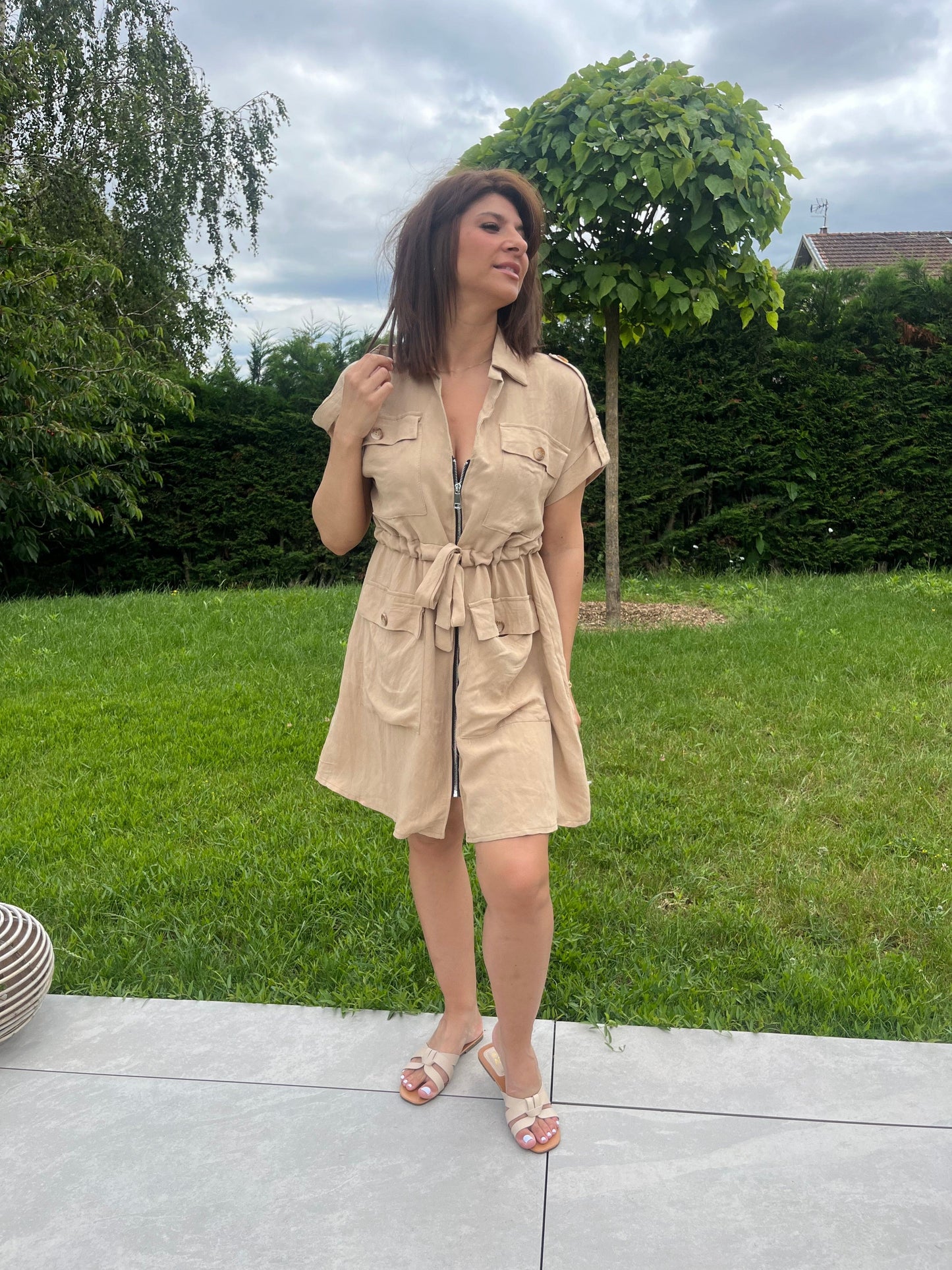 Robe saharienne à zip manches courtes beige / camel